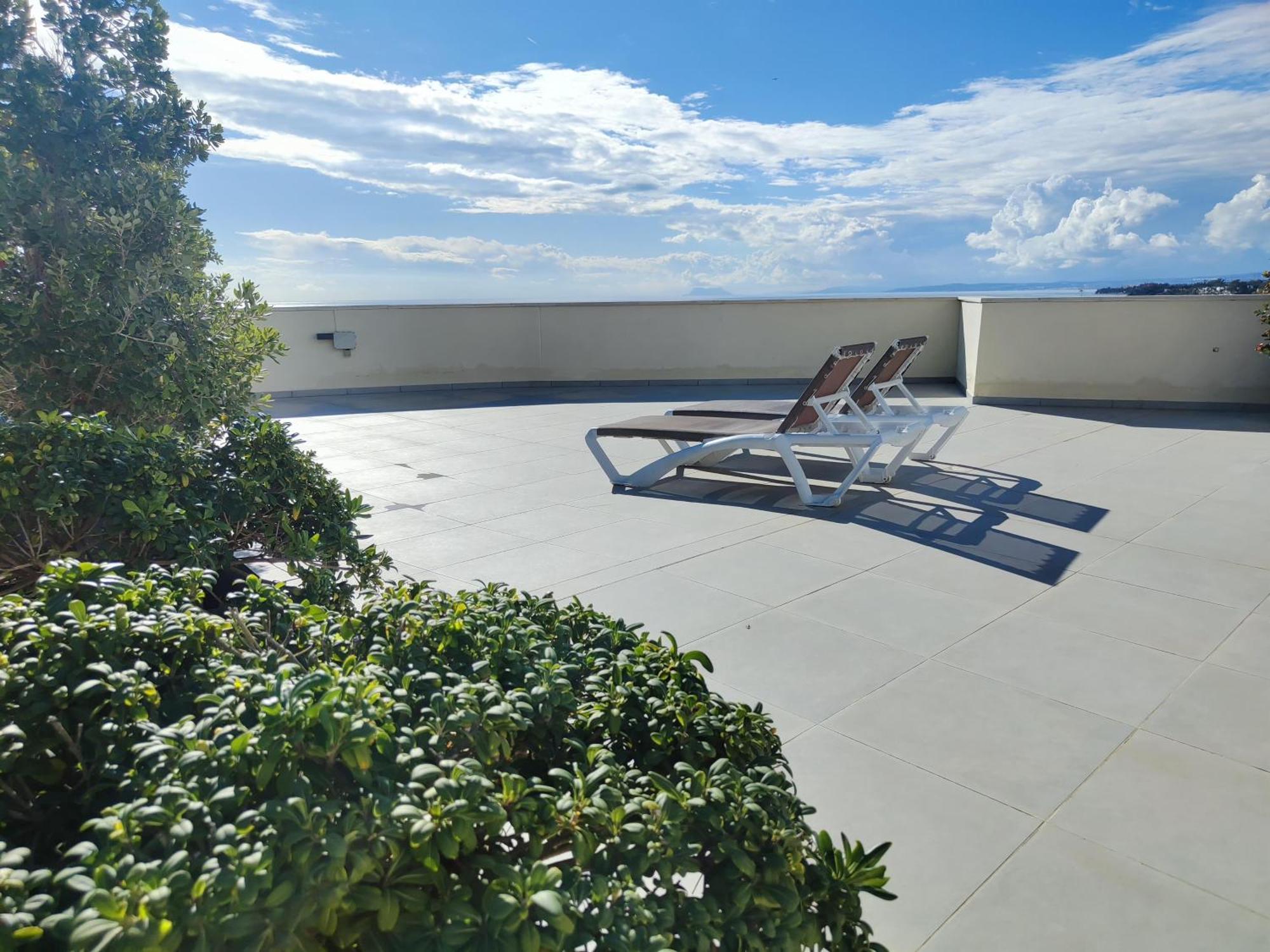 Luxury Duplex Infinity Pool Ehhouse Apartment Estepona Exterior photo